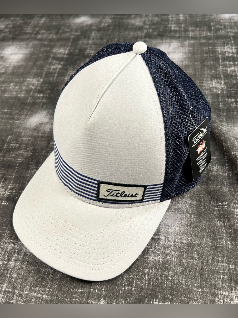 NWT Titleist Surf Stripe Cap Mens Blue/White Laguna UV Protection Adjustable Hat